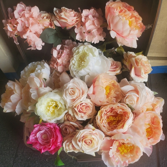 NOT So Mystery Bouquet paper flowers white & Pink Peony Roses for Flowers… - Picture 4 of 5